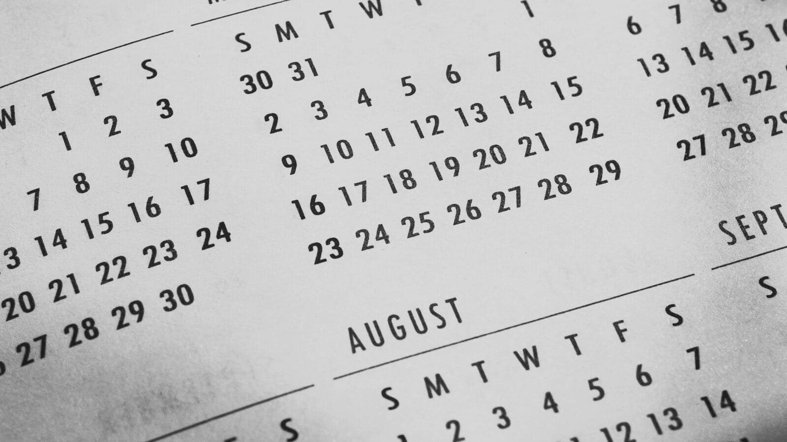 Un calendario impreso, de cerca